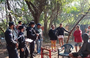 Fiscal imputa a invasores de propiedad municipal de Paraguarí.
