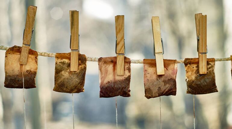 También son útiles para frotarse las manos y eliminar el olor a ajo, cebolla o pescado.