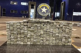 La droga incautada en la zona aduanera en Foz de Iguazú.