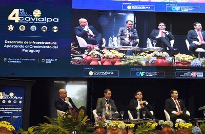 Panel debate "Retos del Gobierno para reactivar el sector de la construcción", del foro Cavialpa 2023.