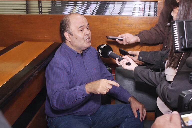 Rafael Ramirez Doldan, condenado por un caso de coima, junto al exiministro de la CSJ Oscar Bajac.