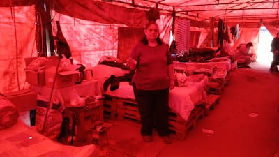 Nancy Pascua, se vale de un brasero que dentro de la carpa haya calor. Comentó que hasta el momento ya gastó más de G. 5.000.000 en medicamentos.