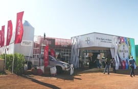 El compromiso de Bayer, como líder del sector, es colaborar en la búsqueda de soluciones para una agricultura más sustentable y regenerativa donde se logre producir más con menos, restaurando más.