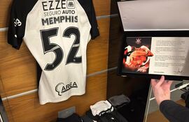 El reconocimiento preparado por Corinthians, para el delantero neerlandés, Memphis Depay.