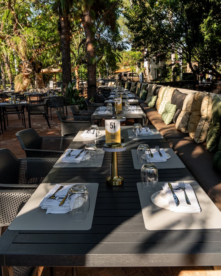 Actualmente, el jardín abre sus puertas los sábados y domingos, consolidándose como el punto de encuentro por excelencia.