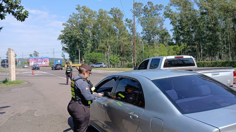 Los agentes de la Caminera controlarán que los vehículos circulen con todos los documentos y requisitos en orden.