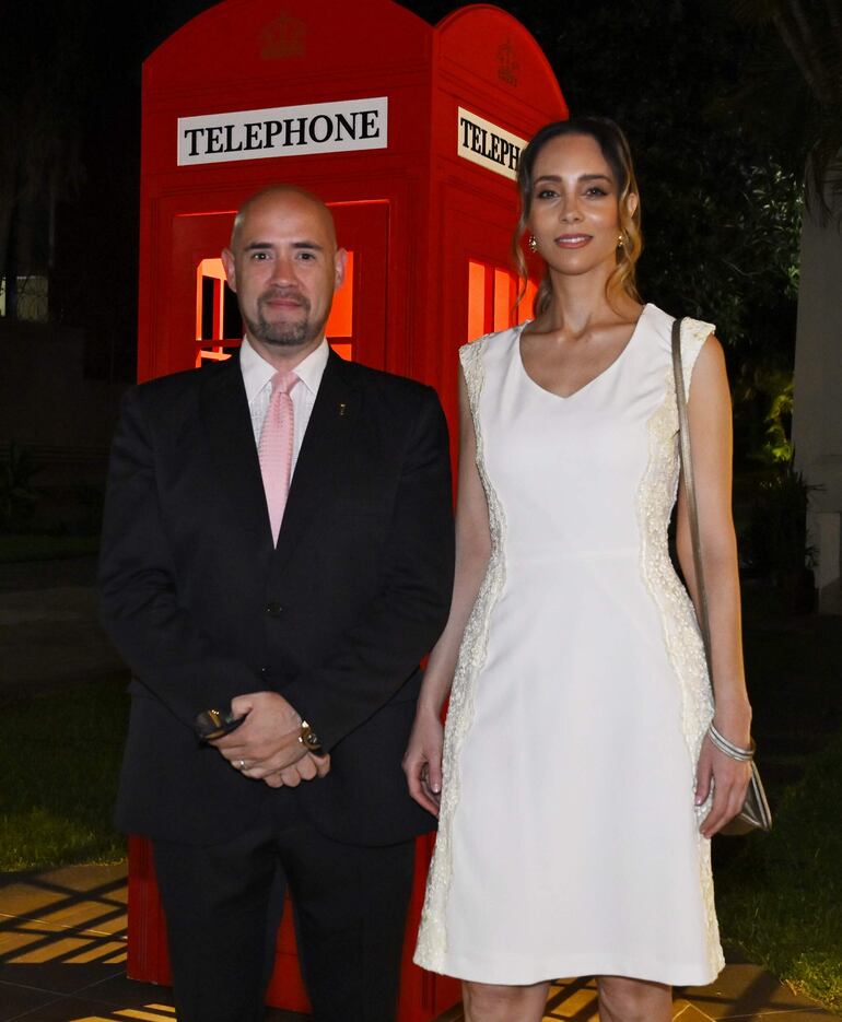 Diego Estigarribia y Antonella Albertini. 