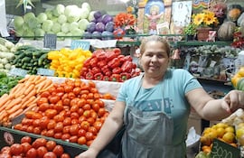 precio del tomate - vendedora mercado de Abasto