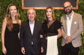 Victoria Illieva, Jordi Robinat, Ritas Rosés y Roberto Galeano.