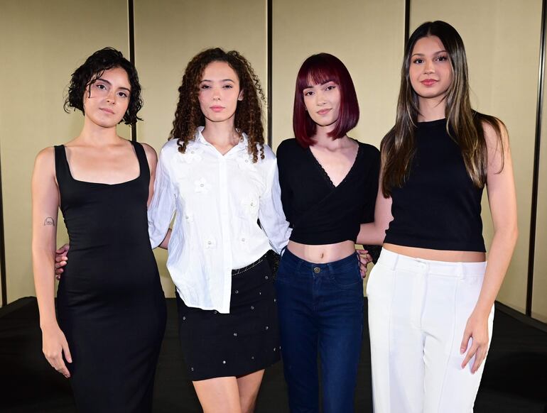 Cecilia Gaona, Salma Schehadeh, Fátima Villalba y Gabriela León.