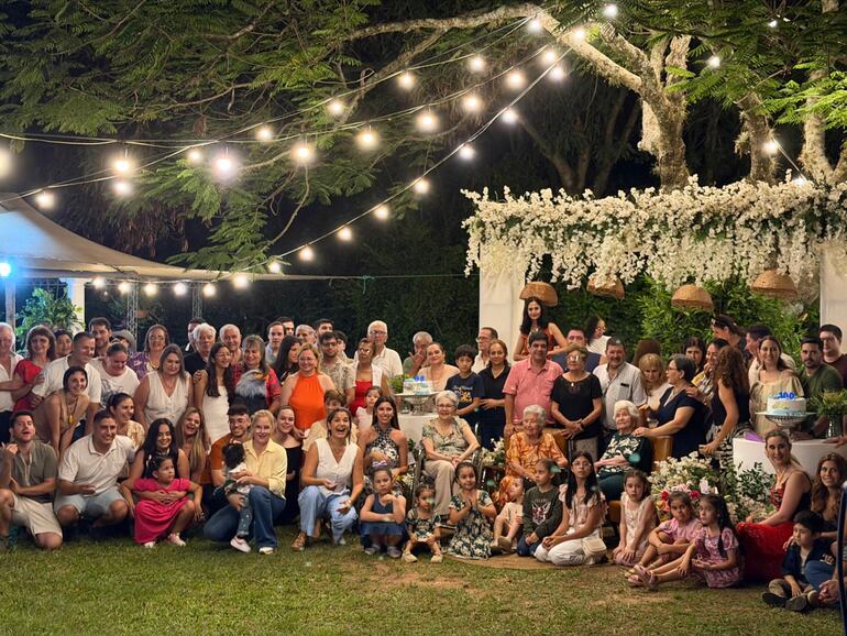 Cumpleaños de Guillermina y Dora Santos