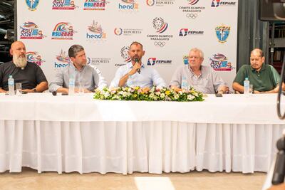 Luis Vázquez,  Gabriel Preda, Pablo Seitz,  Gherd Thiede y Claudio Carracela, autoridades de los eventos a realizarse.