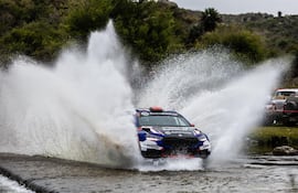 Migue Zaldívar es el piloto paraguayo mejor posicionado al cierre de la primera etapa de hoy. Foto: ART (Automotor Rally Team).