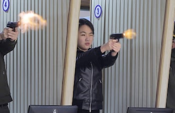 La hija adolescente de Kim Jong-un, el mandatario de Corea del Norte, volvió a aparecer en una prueba de tiro