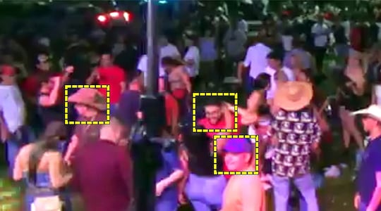 Junior Delvalle (de sombrero) y sus presuntos cómplices durante la jineteada en Eusebio Ayala.