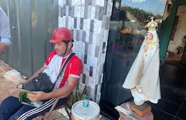 César Suárez, padre del niño Tobías Ariel que desapareció tras ser arrastrado por un rauda el viernes en San Lorenzo.