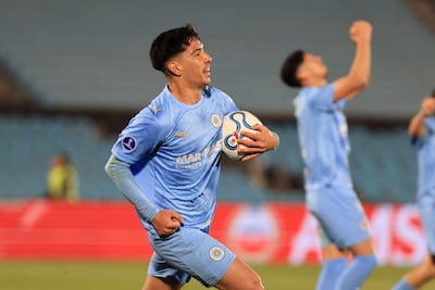 Salomón Rodríguez de Montevideo City celebra un gol este jueves, en el partido de vuelta de la Copa Sudamericana entre Montevideo City y Cienciano en el estadio Centenario, en Montevideo (Uruguay).