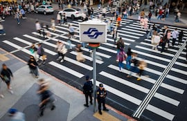 Imagen de archivo de una concurrida calle en Taipéi, Taiwán. Según los reportes, no se registraron paraguayos heridos durante el sismo.
