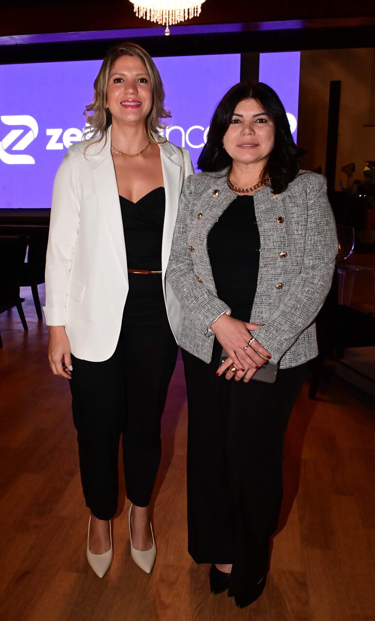 Nathalia Duarte y Sandra Pereira.