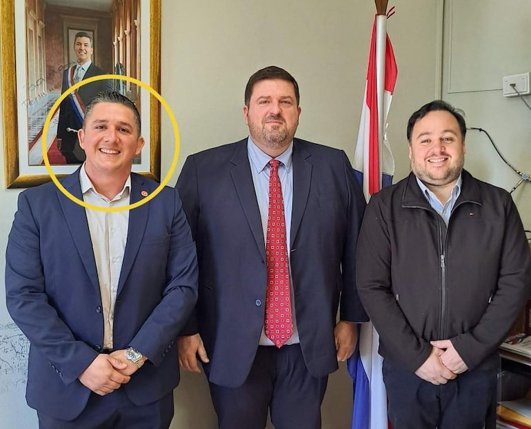 Títulos “mau”: Kemper lanzó plan de comisión, pero evitó hablar de su primo investigado por Fiscalía