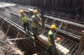 Mientras las obras del sector público están avanzando con dificultades por falta de pagos y límites presupuestarios, el privado impulsa el desarrollo de infraestructuras.