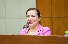 Noelia Cabrera, senadora liberal cartista.