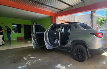 La camioneta fue encontrada en la vivienda del suboficial de la Policía Nacional.