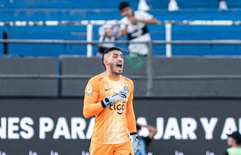 El portero uruguayo nacionalizado paraguayo, Gastón Hernán Olveira Echeverría (32 años), aseguró que Olimpia es un candidato a conquistar la Copa Sudamericana.