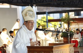 Monseñor Ricardo Valenzuela instó a “eliminar las desigualdades y reparar las injusticias”.