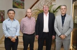 Gustavo Koo, Ricardo Dos Santos, Andreas Neufeld y Yan Speranza.