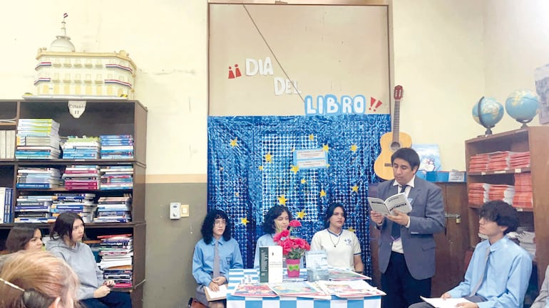 Primera tertulia literaria: Día Mundial del Libro y del Derecho de Autor
