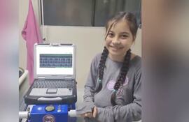 María Lujan sonriente antes de ingresar a quirófano para someterse a un trasplante de corazón.