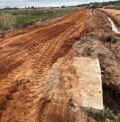 Puente construido por los vecinos en la compañía Bajo Guasu de Carapeguá.