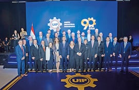 Nueve décadas siguiendo el pulso de la industria