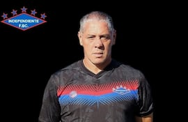 Pablo Leonardo Caballero Cáceres (53 años) se vio obligado a dejar la conducción técnica del Independiente de Campo Grande pese a que el equipo está situado en la parte alta de la clasificación de la División Intermedia.