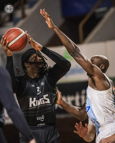 Olimpia Kings consiguió otra victoria sobre San José, en su visita del jueves. Los “santos” serán rivales en las finales de la Liga.