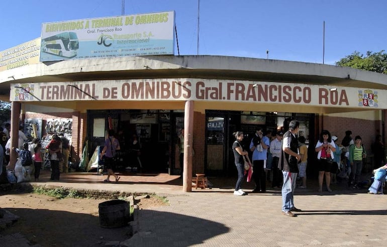 El edificio de la vieja terminal era una postal de abandono y falta de consenso político para la inversión en mejoras.
