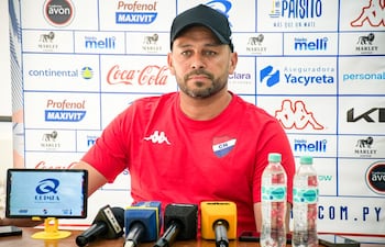 El entrenador Felipe Ariel Giménez Miranda (44 años) asume la dirección técnica de Nacional.