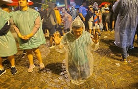 Innumerables promesas cumplidas son agradecidas por los devotos de la Virgen de Caacupé.