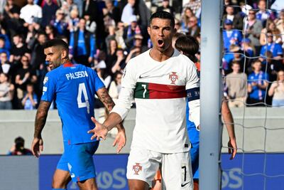 El delantero portugués Cristiano Ronaldo reacciona después de un intento fallido de gol durante el partido de fútbol de clasificación del grupo J de la UEFA Euro 2024 entre Islandia y Portugal en Reykjavik el 20 de junio de 2023.