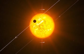 Representación de un exoplaneta en órbita retrógrada.