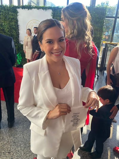 La diputada Johanna Ortega homenajeó a reconocidas mujeres.