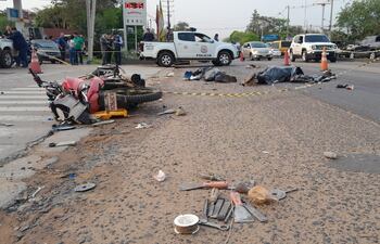 Dos motociclistas perdieron la vida en un accidente fatal en la exavenida Acceso Sur, a la altura de Cañadita, Ñemby.