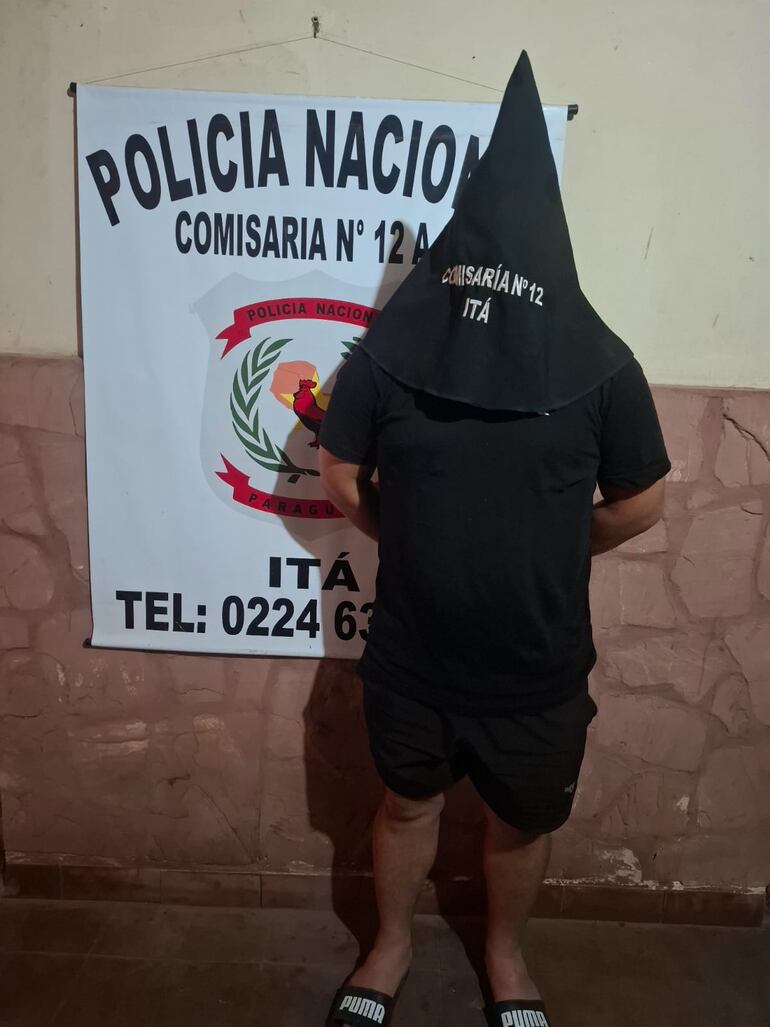 Conductor de la camioneta quedó detenido tras dar positivo al alcotest.