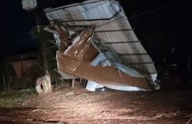 Destrozos por tormentas en Ytatytay.