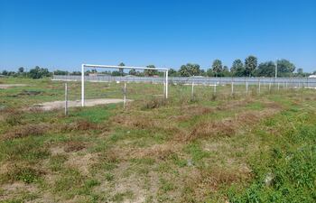 La exintendenta Mirna Orrego asegura haber culminado los trabajos del estadio municipal, que costó más de G. 780 millones en Carmelo Peralta.