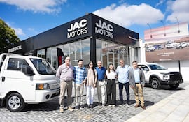 Eduardo Vigorito, Agustín Varela, Valentina Garmendia, Manuel Antelo, Valeria Martínez, Omar Daneri y Roberto Florentín.