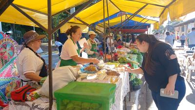 Feria sampedrana busca propiciar encuentro en familia y la venta de comidas