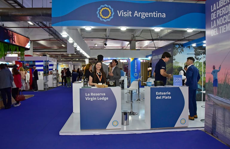 Apertura Feria internacional de Turismo Fitpar en el Centro de Convenciones del Mariscal.