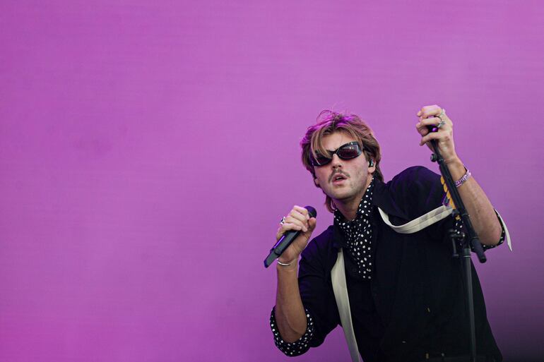 El artista australiano Ruel durante su presentación en el Lollapalooza Chile.